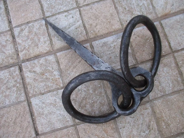 Antique Wrought Iron Strong Tethering Double Ring on Pin Game Hook Old Hardware 3