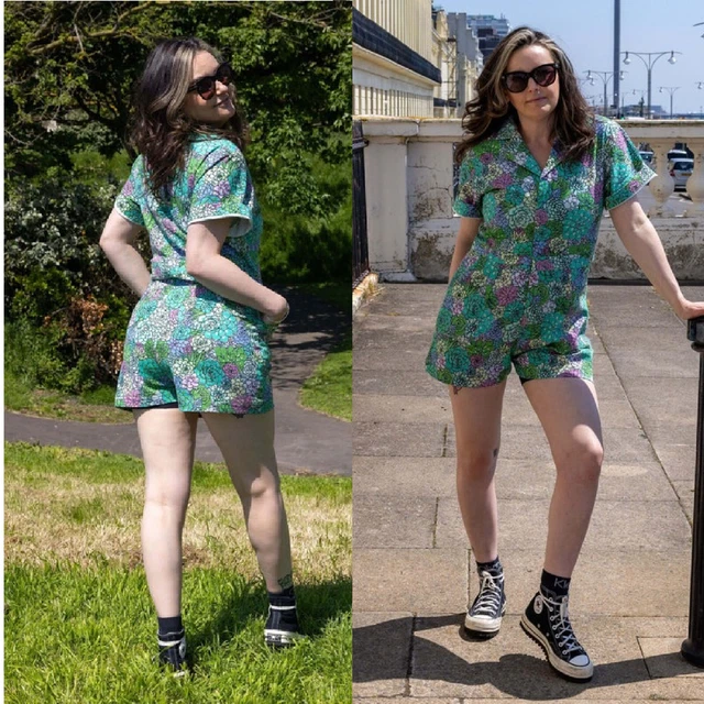 Combishort (combinaison-short) Gizzel - Bleu Marine Fleuri Avec Volants - Taille S - Neuf Avec étiquettes