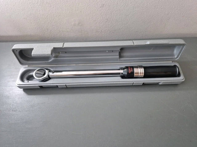 Lot De 6 Clés Tubulaires Métriques 8 à 17 Mm Avec Barre Dynamométrique - Pour Réparation Auto Et Plomberie