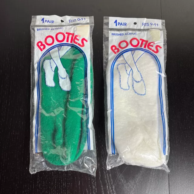 Vintage 80s Womens Booties Brushed Acrylic Lounging Socks 2 Pair Green & White