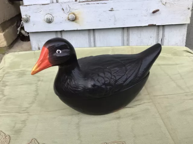 TERRINE en forme de POULE D’EAU en céramique  signé MICHEL CAUGANT