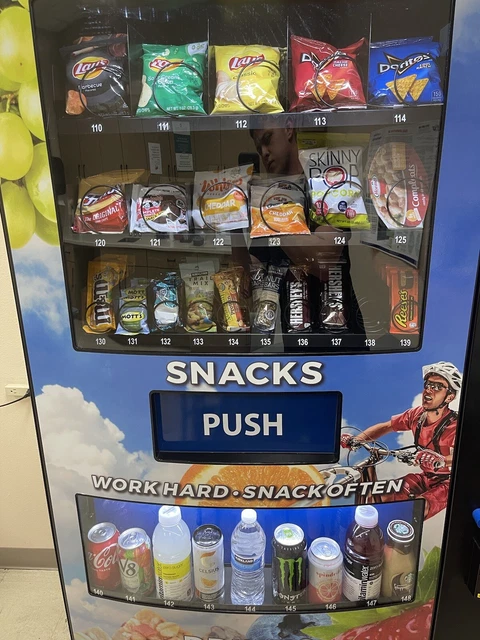 Healthy You Seaga Hy2100 Combo Soda / Snack Vending Machine Without Entree Healthy You Seaga Hy2100 Combo Soda / Snack Vending Machine Without Entree