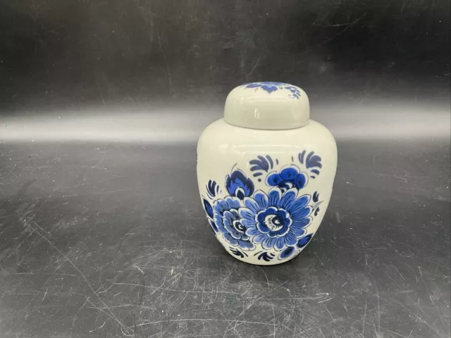 Porcelain Blue and White Floral Ginger Jar