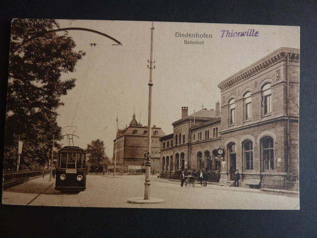 THIONVILLE Diedenhofen Moselle CPA 57 TRAMWAY à la gare