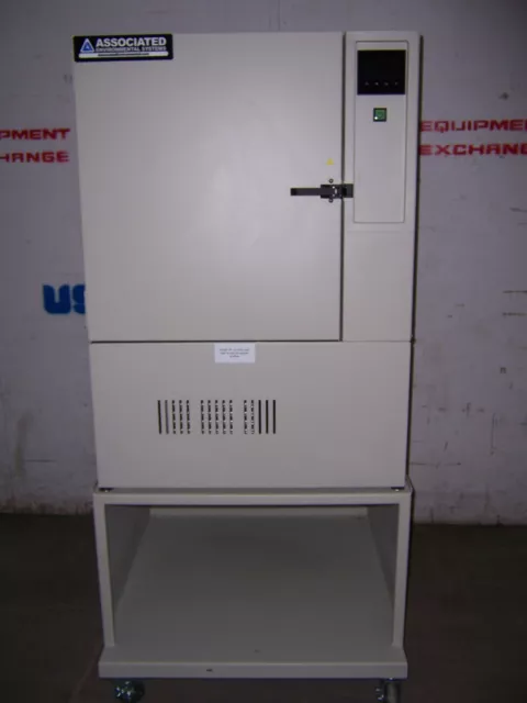 4726 Associated Environmental Systems LH-6 laboratory environmental test chamber