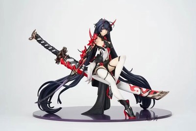 herrscher of thunder figure