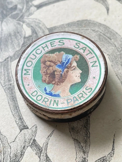 ANCIENNE BOITE À Mouches Satin de la maison DORIN - Paris Parfumeur