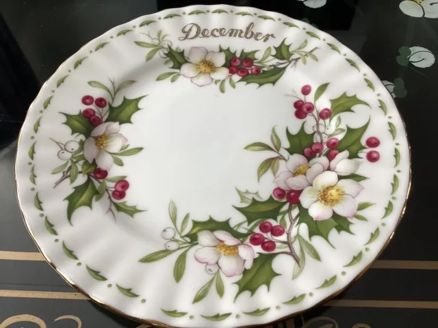 Royal Albert Flower Of The Month Tea Plate December Christmas Rose