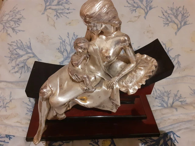 Statua Maternita Argento E Mogano
