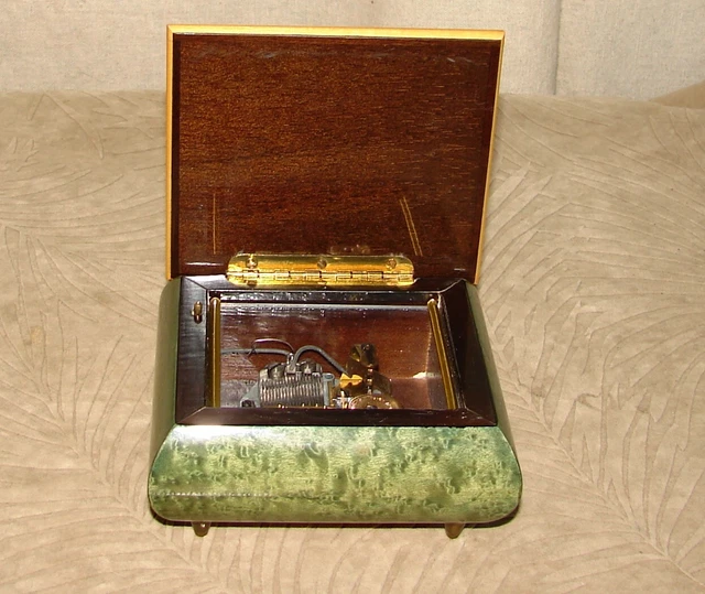 REUGE MUSIC MUSIC Box with Floral Decoration $2,650.47