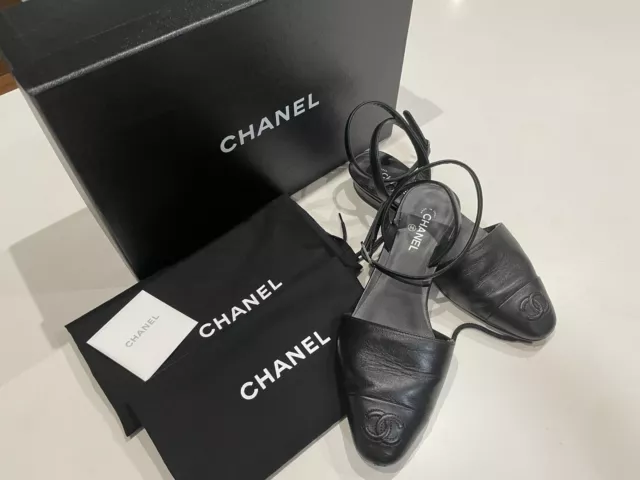 Authentic Chanel CC Logo Leather Slingback Flats Sandals Shoes
