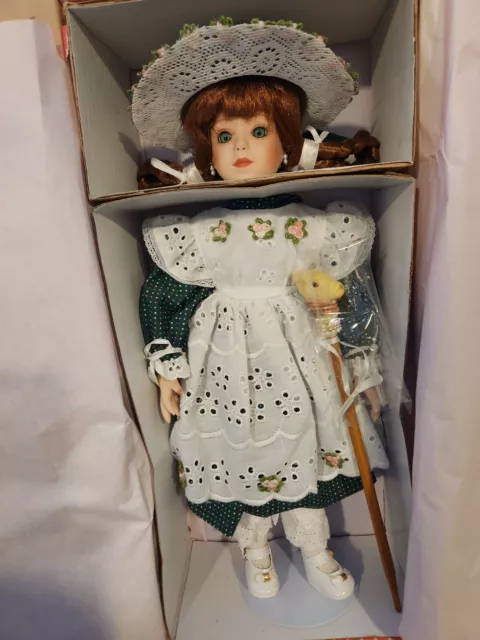 Treasury Collection Paradise Galleries Porcelain Doll Nice Condition in Box