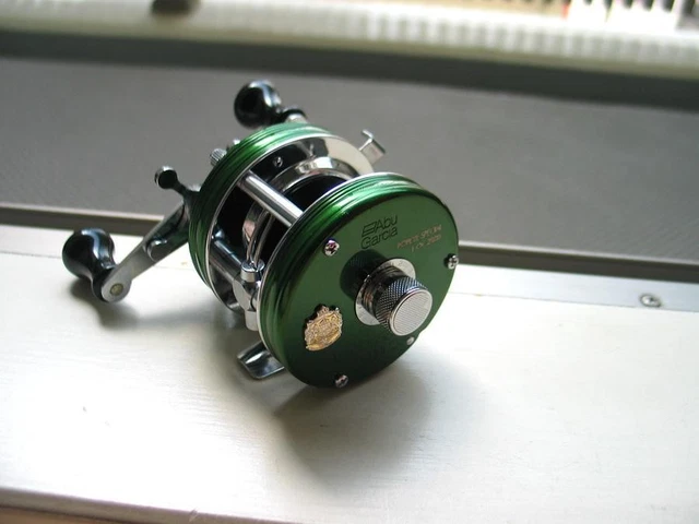 CARRETE DE BAITCASTING Abu Garcia Ambassador 4500CS Popeye