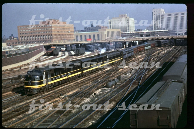 R DUPLICATE SLIDE - Atlantic Coast Line ACL 543 E-7 Pasenger Action Chicago IL