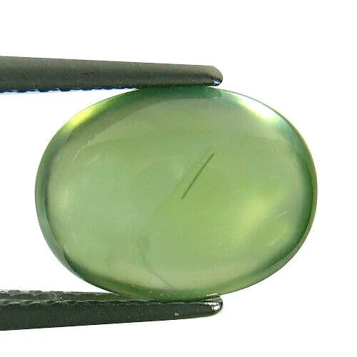 PIETRA PREHNITE VERDE NON RISCALDATA DA 3,62 Ct PROVENIENTE DA WELO-ETIOPIA