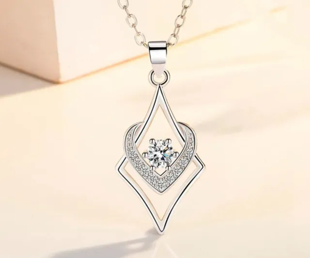 Wunderschöne 925 Silber Halskette mit Anhänger Zirkonia Steine Geschenk 55 cm