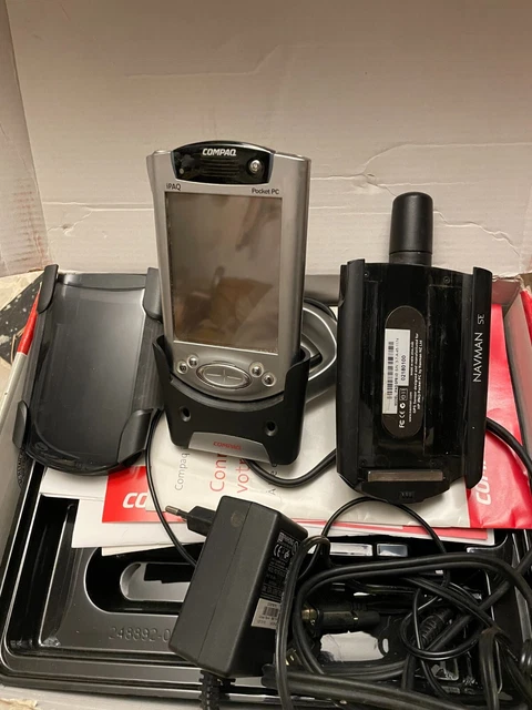 PDA vintage pocket pc ipaq compaq h3850 partiellement fonctionnel et GPS Navman