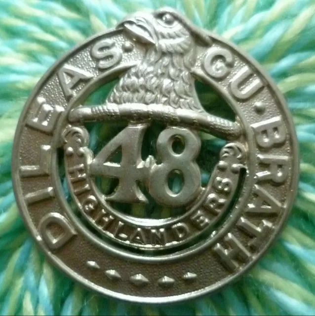 Canadian 48th Highlanders Cap Badge WM 2 Lugs Antique Original