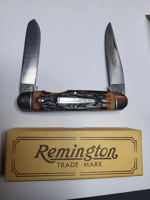 REMINGTON UMC Bullet Knife 1988 MUSKRAT R4466, Delrin Staghorn; NIB w papers
