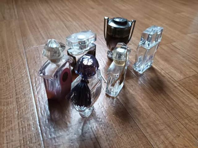 lot bouteilles de parfum vide