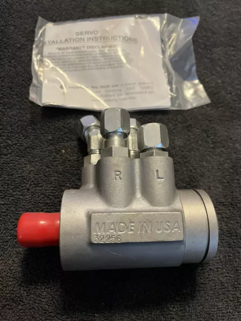Sweet Mfg. Intregated Power Steering servo w 220 valve New!