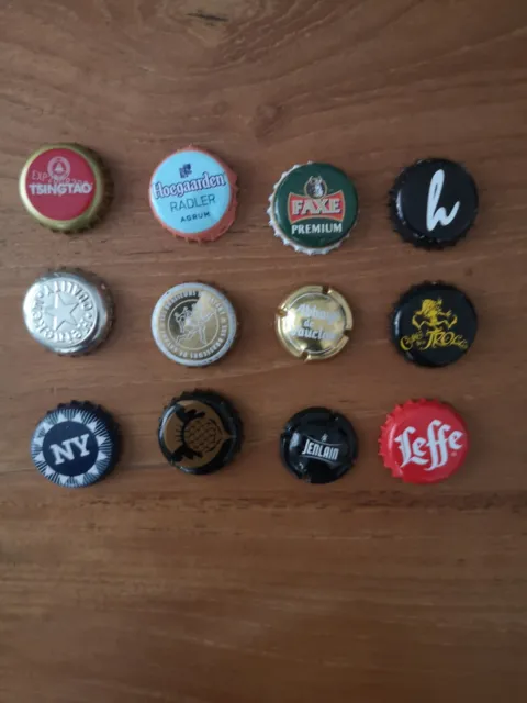 lot de 12 capsules de bière différentes Beer Caps
