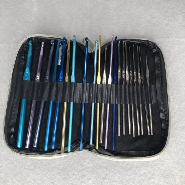 Set of 20 Vintage Metal Crochet Hooks Susan Bates Boye Milward Set of 20 Vintage Metal Crochet Hooks Susan Bates Boye Milward