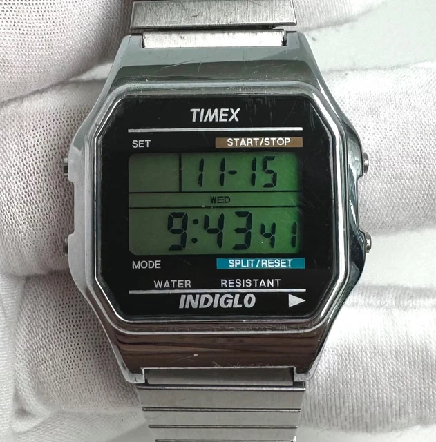 VINTAGE TIMEX INDIGLO Men’s Digital Watch Alarm Day/Date Chronograph