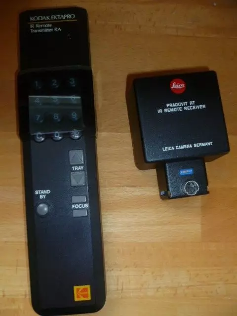 Leica Diaprojektor  Pradovit RT-IR Remote Receiver  Kodak Ektapro Transmitter RA