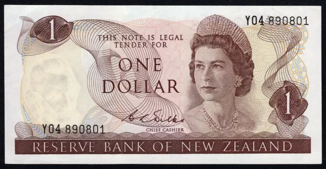 1968-75 NEW ZEALAND 1 DOLLAR BANKNOTE - EXTRA FINE - Y04 890801 - P163b