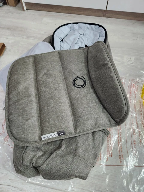 Totalmente Nuevo Bugaboo Zorro Mineral Topo Tela de Carro con Cubierta de Colchón