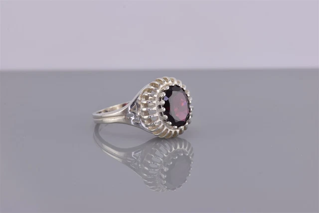 Sterling Silver Puffy Raised Red Oval Garnet Solitaire Band Ring 925 Sz: 6