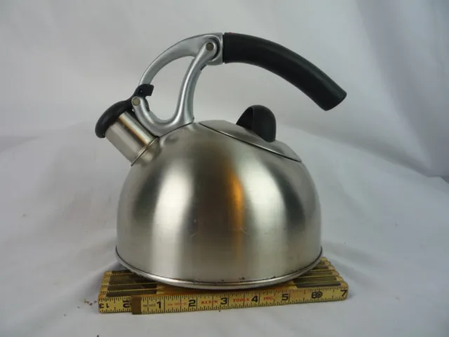 Oxo BREW Uplift Tea Kettle- Brushed Stainless Steel 2.0 Qt. 1.9L 18/8 Stainless