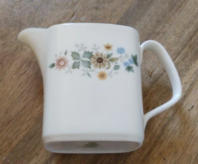 Royal Doulton Pastorale H5002 Floral Pattern Bone China Square Creamer Milk Jug