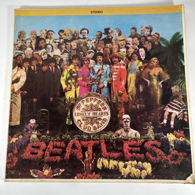 The Beatles - Sgt. Pepper's Lonely Hearts Club Band Capitol Records LP