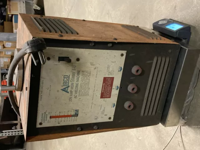 Airco Stinger II-U AC Welder 225A , 1353-0215