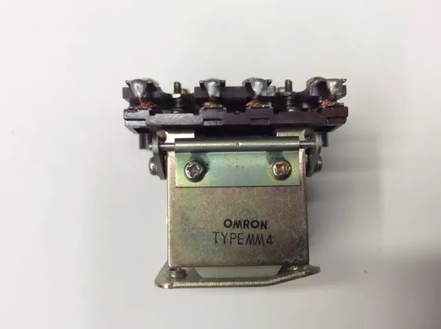 Omron Typ Mm4 10 Amp 8 Pin Stromrelais Dpdt Base 12, 240 Volt Ac Spule 2