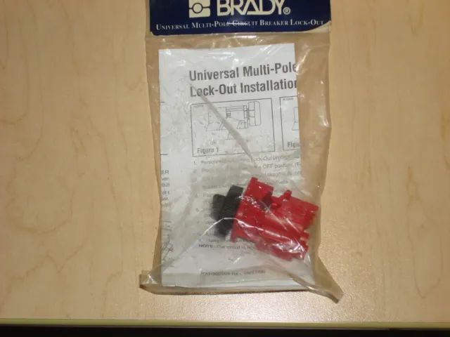 BRADY66321 - Universal Multi-Pole Circuit Breaker Lock-Out