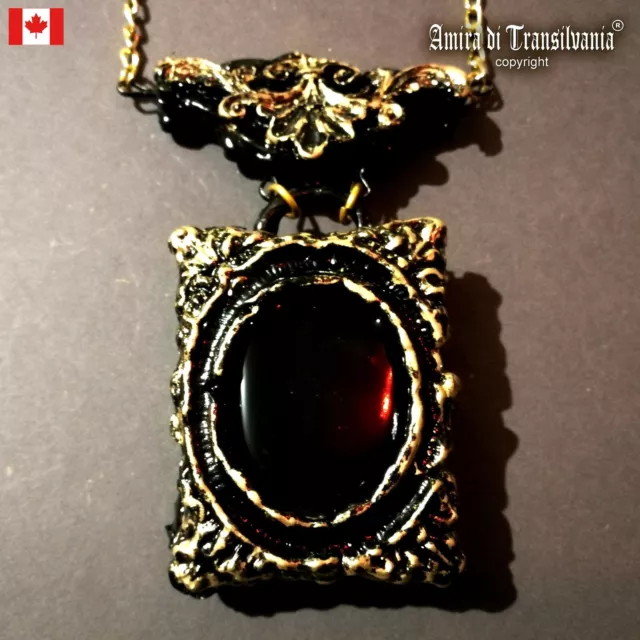 jewelry woman fashion necklace pendant victorian style black mirror vintage goth