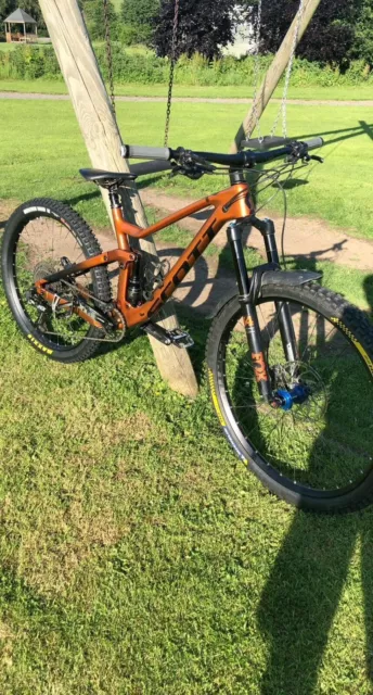 Scott Genius mountain bike medium