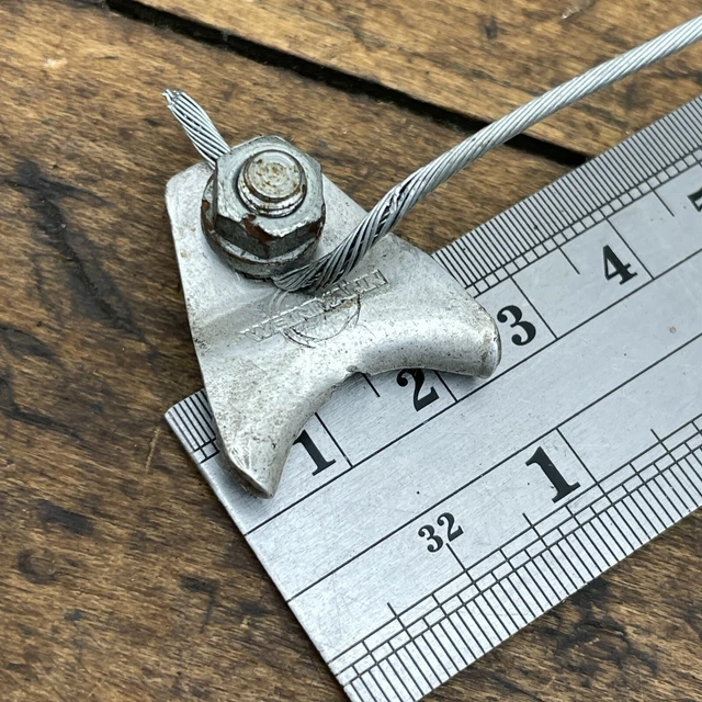 cantilever straddle cable hanger