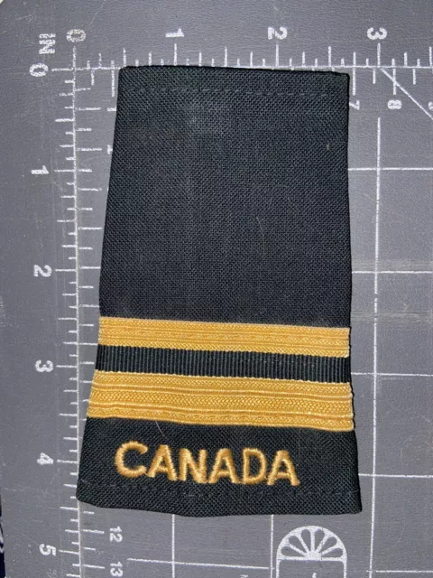 Royal Canadian Navy Armed Forces Canada Military Shoulder Loop Sub-lieutenant CA