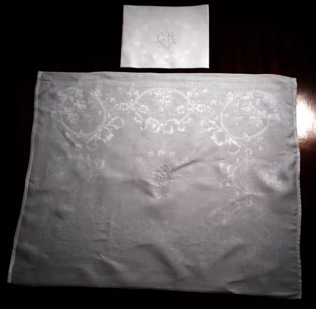 Lote De 2 Servilletas Adamascadas XIX - 90 x 72 . Excelente Monograma Flor Gp