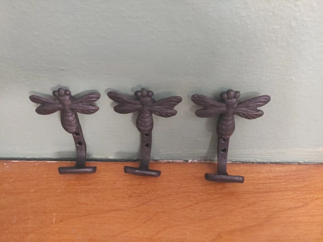 Vintage Cast Iron Bee Wall Hooks Black Set of 3 2