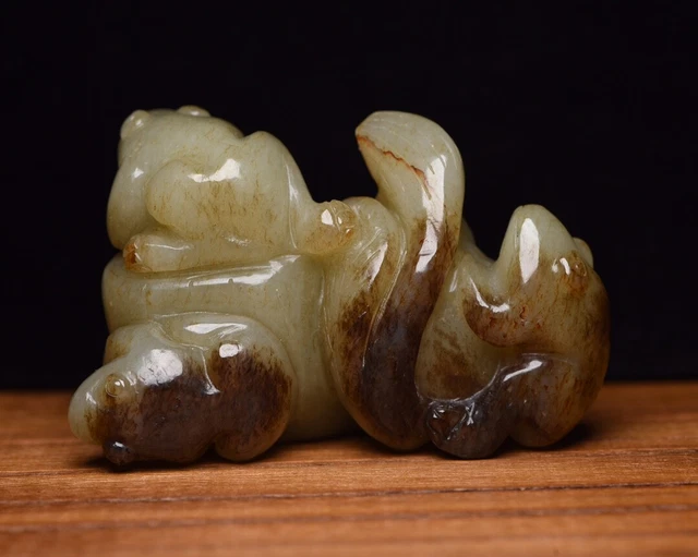 Chinese Natural Hetian Jade Hand Carving Frog Statue Sculpture Figurines Artwork