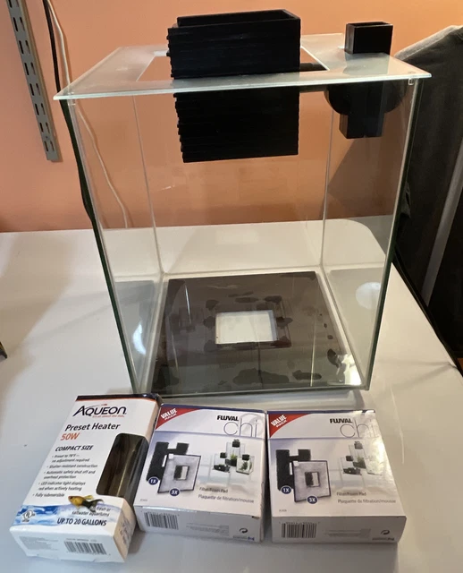 FLUVAL Premium Betta Square Cube Aquarium Kit 2.6 Gal  Fish Tank Betta LED