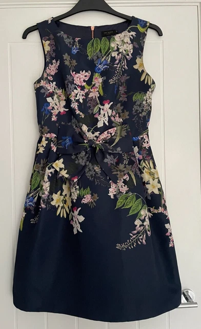 Ted Baker 14 (4) Bellissimo Abito Fiocco Floreale Del Nillye Adatto & Flare Immacolato