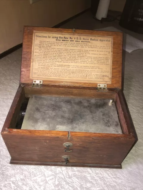 No. 4 D.D. Home Medical Apparatus Electroshock Medical Device Vintage. Oak Case 2