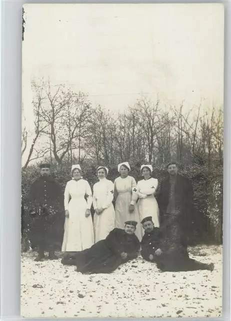 12007605 - Krankenschwestern Foto AK WK I Rotes Kreuz