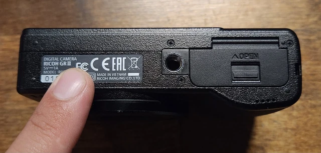 Ricoh GR III Digital Camera - Black